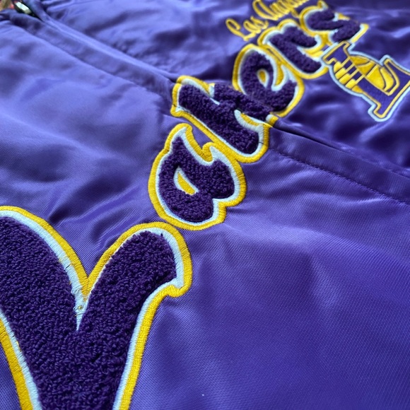 Purple Reebok Lakers Jacket - Picture 4 of 5